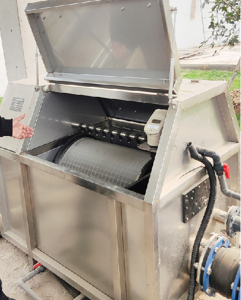 高(gao)精(jing)度(du)轉皷(gu)過濾(lv)器