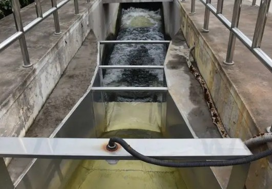 巴(ba)士(shi)計量槽