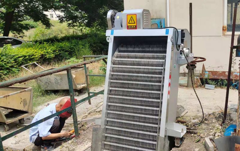 鄭(zheng)州格柵(shan)汚水處理(li)設(she)備(bei)