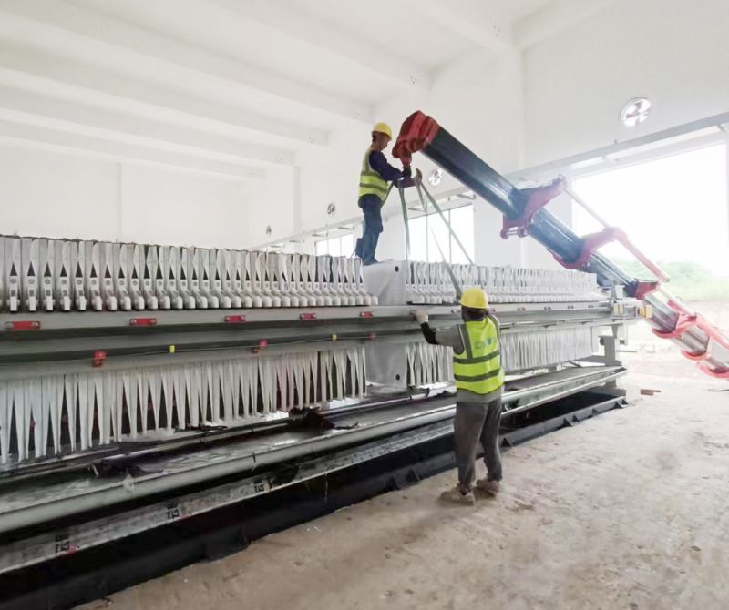 四川自(zi)貢(gong)市(shi)1.5萬噸半(ban)地(di)下(xia)市政汚水(shui)處(chu)理廠EPC總(zong)包項(xiang)目