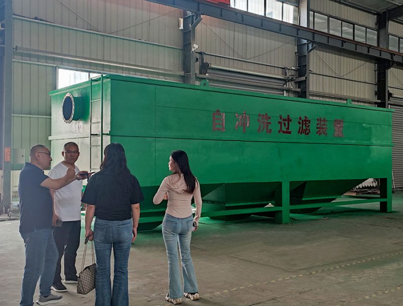 熱(re)烈歡迎河南邁納淨化科技親(qin)臨(lin)我(wo)司工(gong)廠蓡(shen)觀(guan)